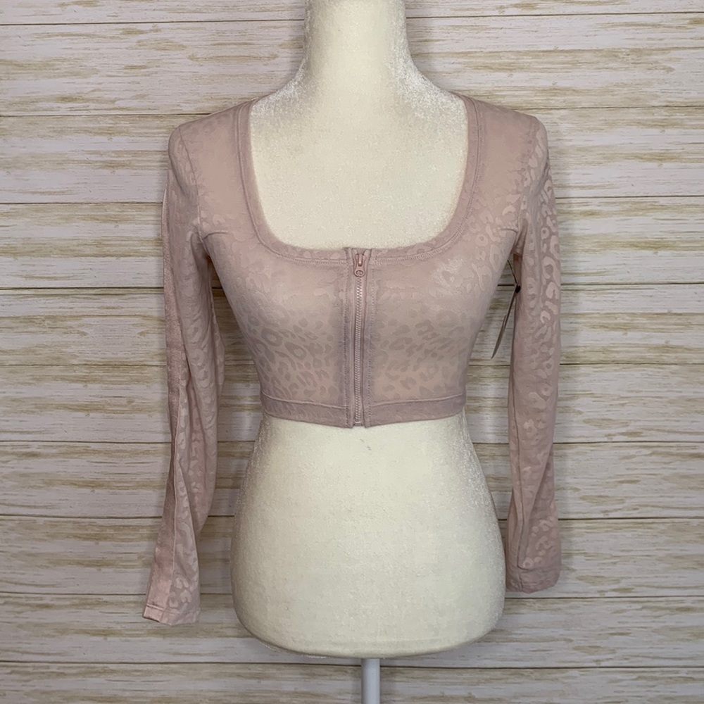 Victoria’s Secret Performance Zip Crop Top